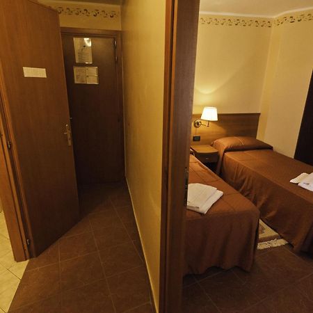 Hotel Relais Des Alpes à Oulx Chambre photo