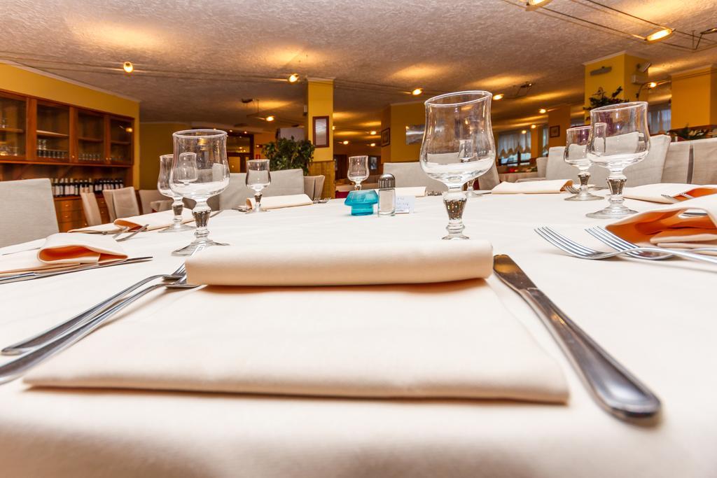 Hotel Relais Des Alpes à Oulx Extérieur photo