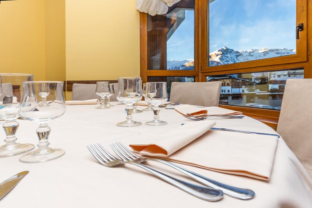 Hotel Relais Des Alpes à Oulx Extérieur photo