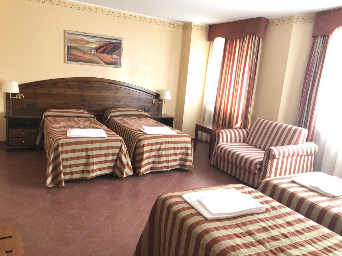 Hotel Relais Des Alpes à Oulx Extérieur photo